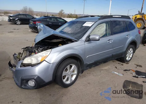2013 Subaru Outback 2.5I Premium z USA, uszkodzony, nr VIN 4S4BRCCC9D3266879